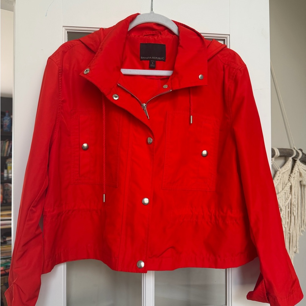 Banana Republic Women's Hooded Cropped Jacket Red Petite Small